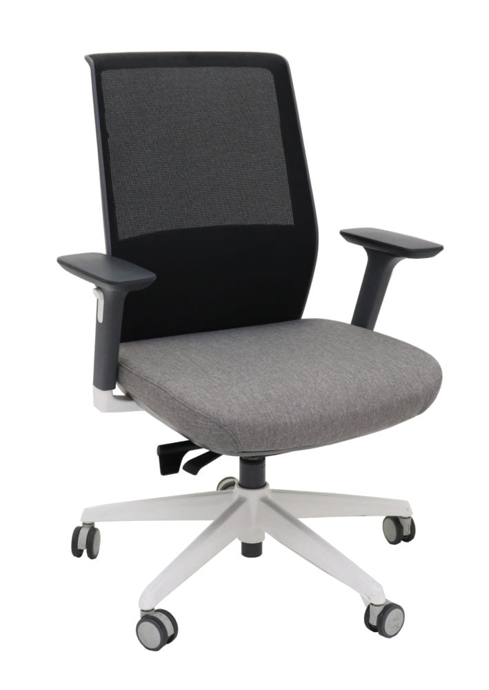 Rapid Motion Task Chair Grey Seat Adj Arms White Base_1053131_MMC BG