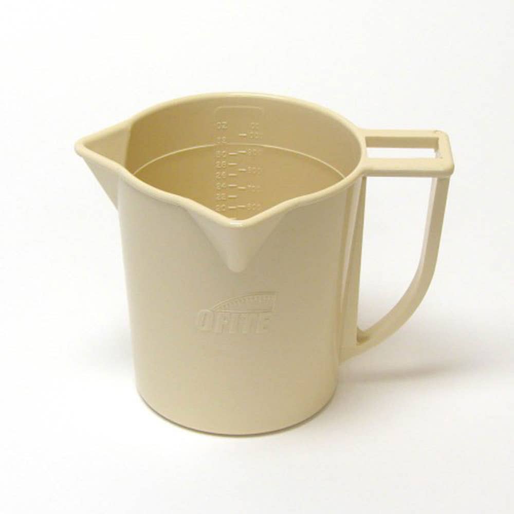 Mud Measuring Cup Plastic 1,000cc 7138002