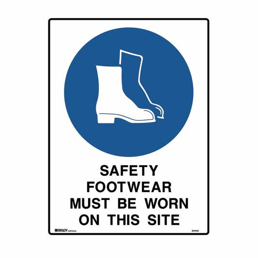 Sign SAFETY FOOTWEAR MUST BE WORN ON THIS SITE 450 X 600mm Metal 237149 832435