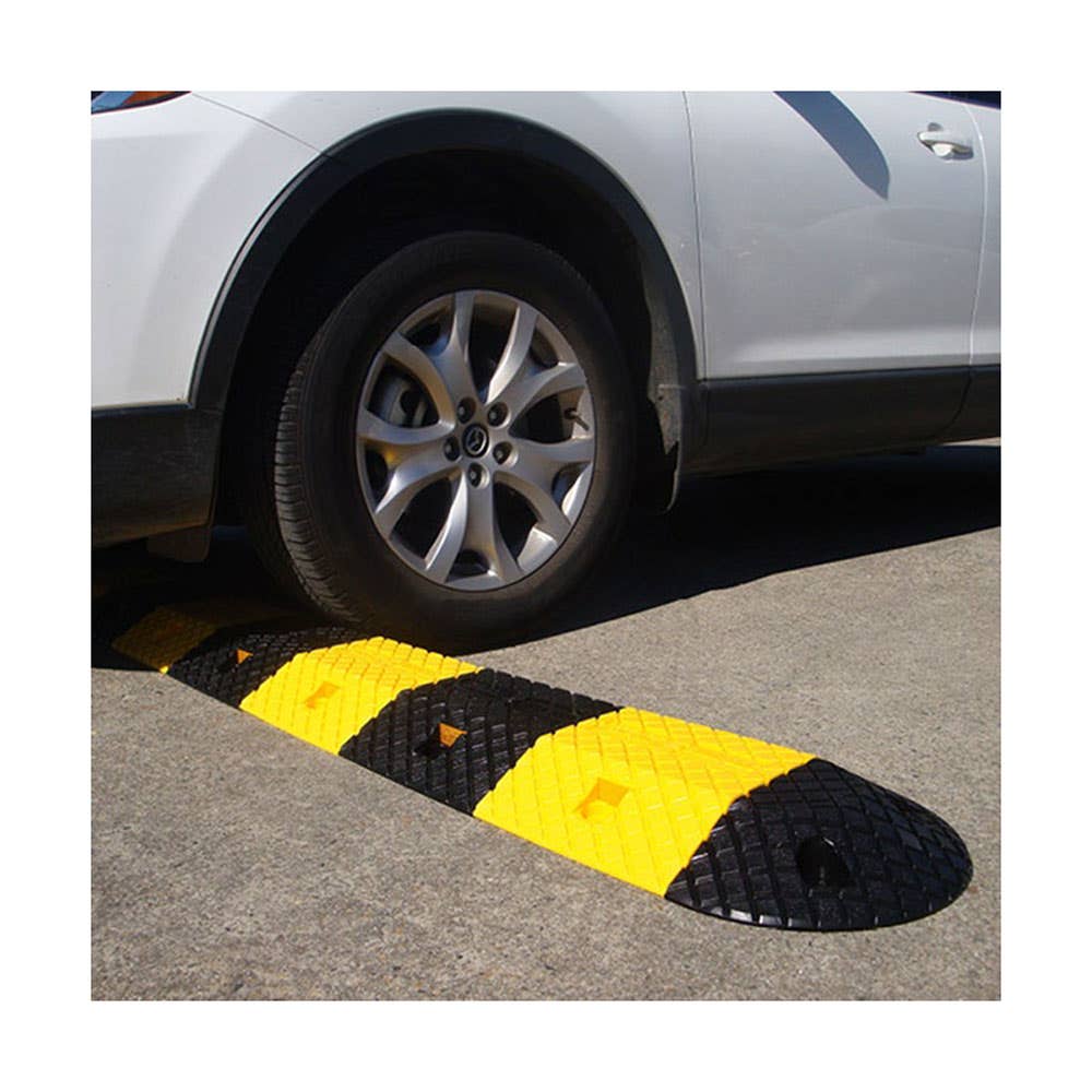 Plastic Compliance Body Speed Hump Black 250 x 350 x 60mm 546493 A4486